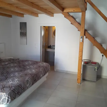 Spiliotica And Holiday home Imerovigli (Santorini)