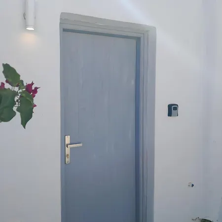 Spiliotica And * Imerovigli (Santorini)